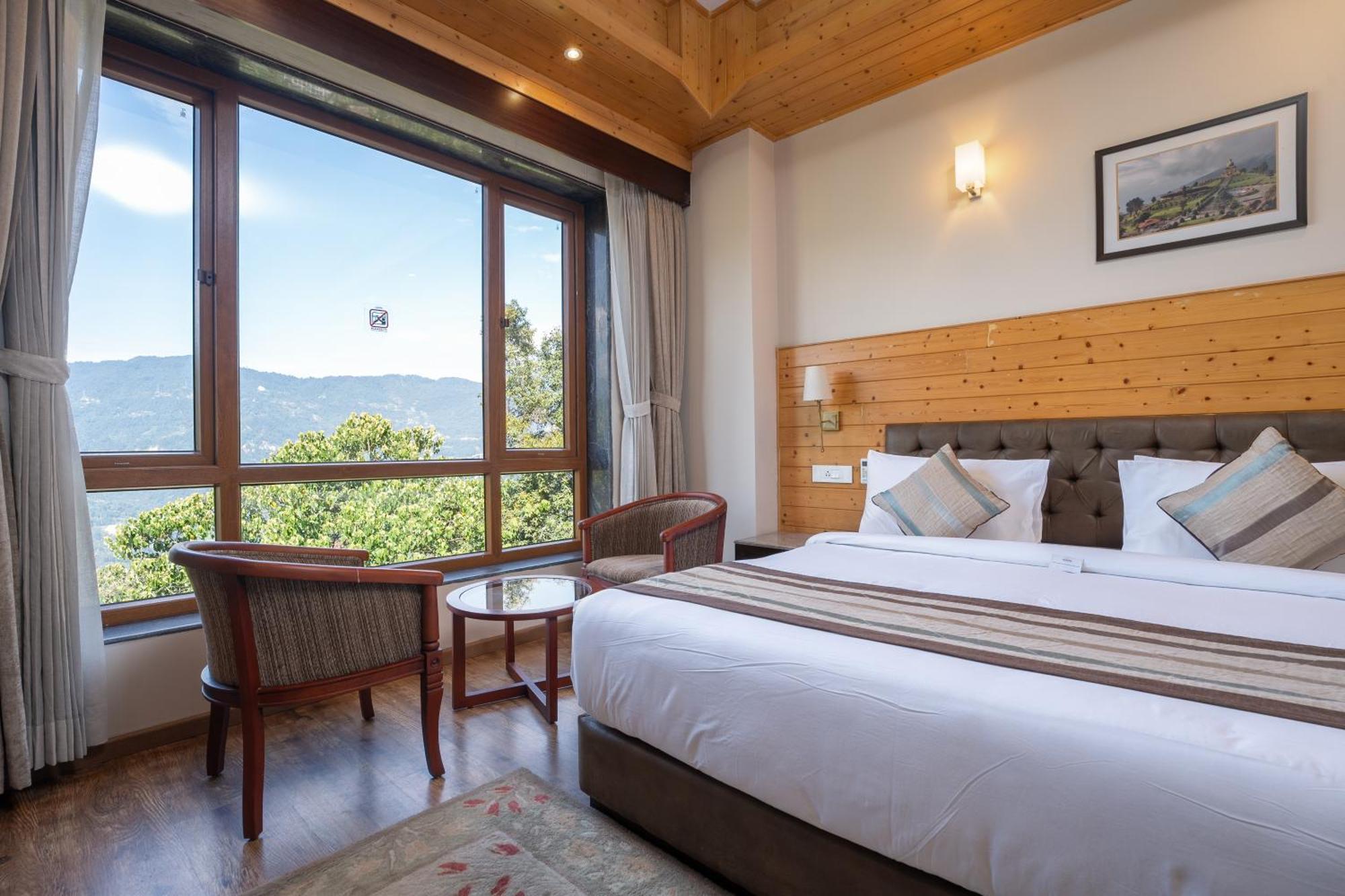 Summit Alpine Abode Hotel 5 Mins From Mg Marg Gangtok Eksteriør billede