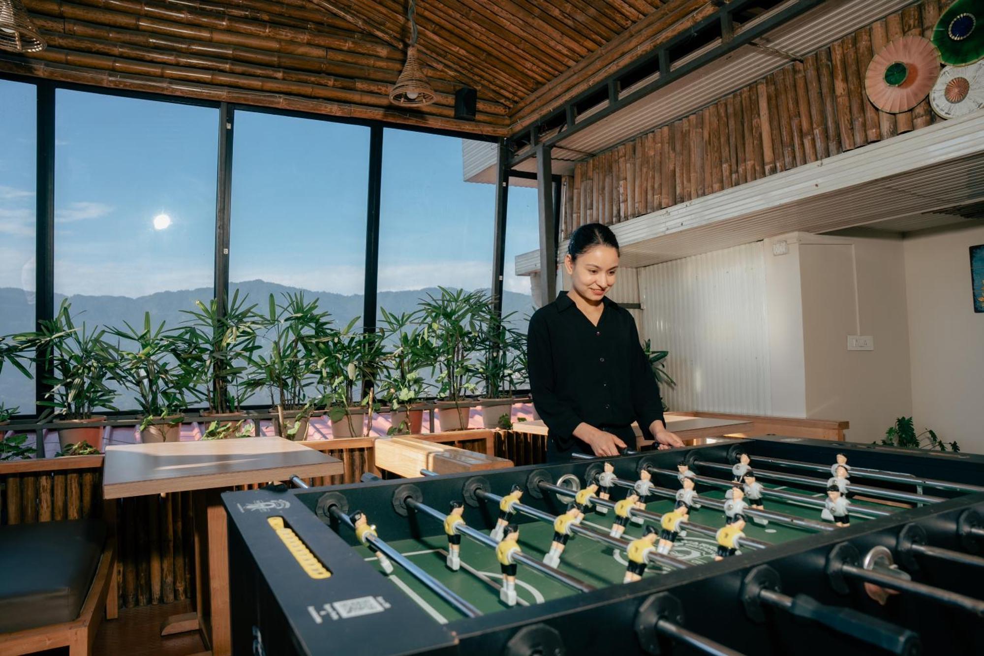Summit Alpine Abode Hotel 5 Mins From Mg Marg Gangtok Eksteriør billede